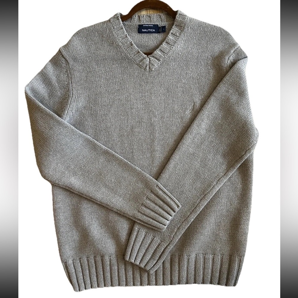 Nautica Merino Wool V-Neck Sweater - Beige - Large - NWOT